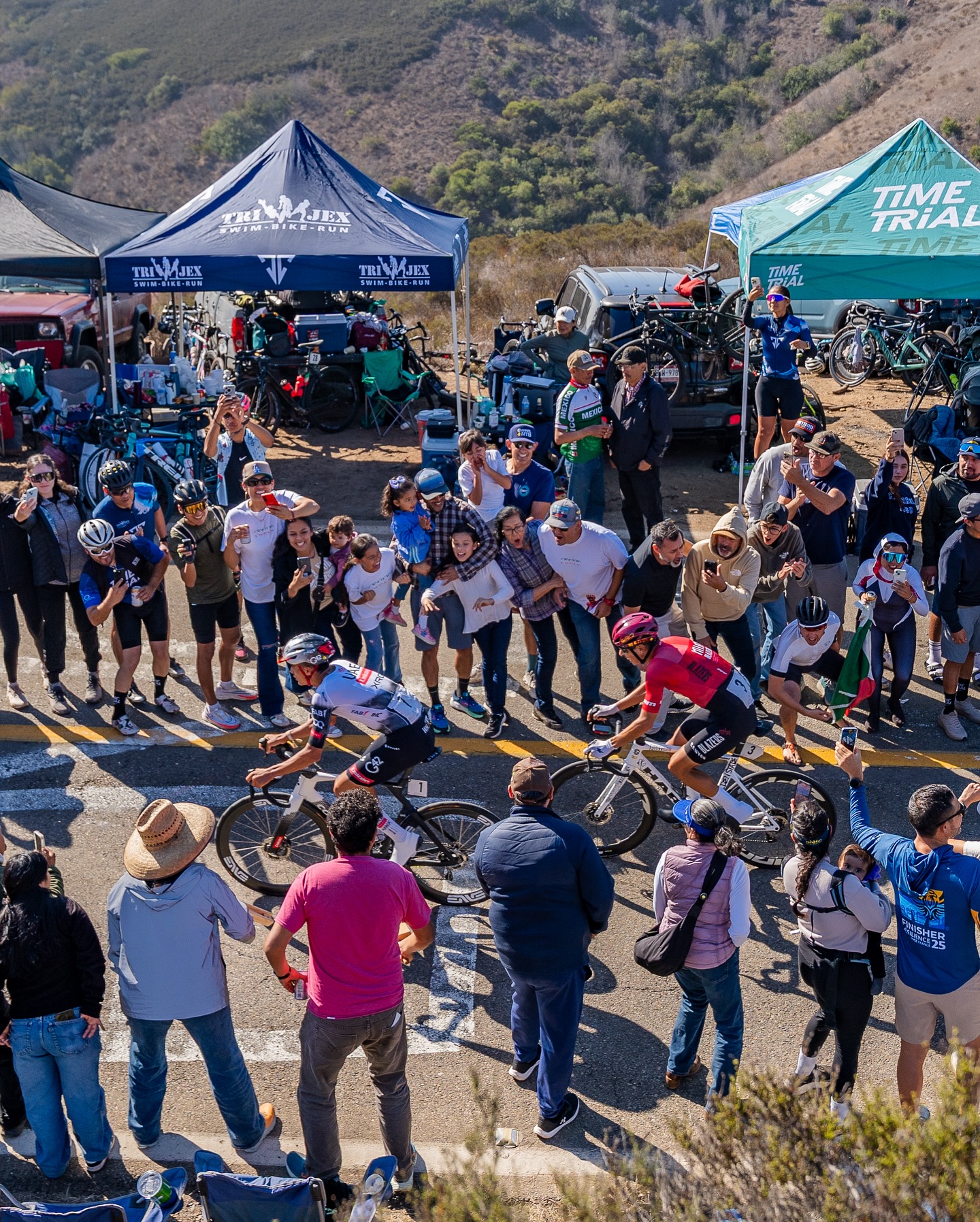 La fuga en la vuelta 2 del Campeonato Nacional de Ruta Elite Varonil 2025 @isaac_deltoro_romero1 - @ederfrayre 🚴‍♂️🚴‍♂️